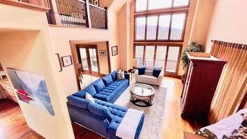 TV connectée, cheminée