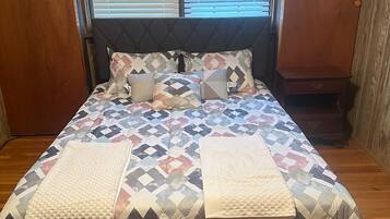 3 bedrooms, iron/ironing board, WiFi