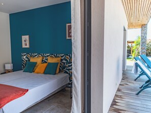 5 bedrooms, iron/ironing board, travel cot, WiFi