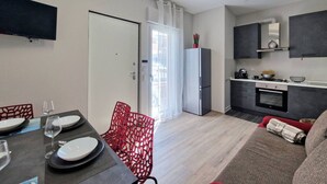 Interior - [150 meters from the sea] Climate Court WiFi Relaxation (Porto Sant'Elpidio)
