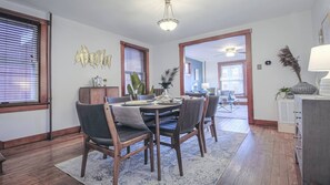 Dining - Downtown Charm: Pets Welcome

 (Frederick)