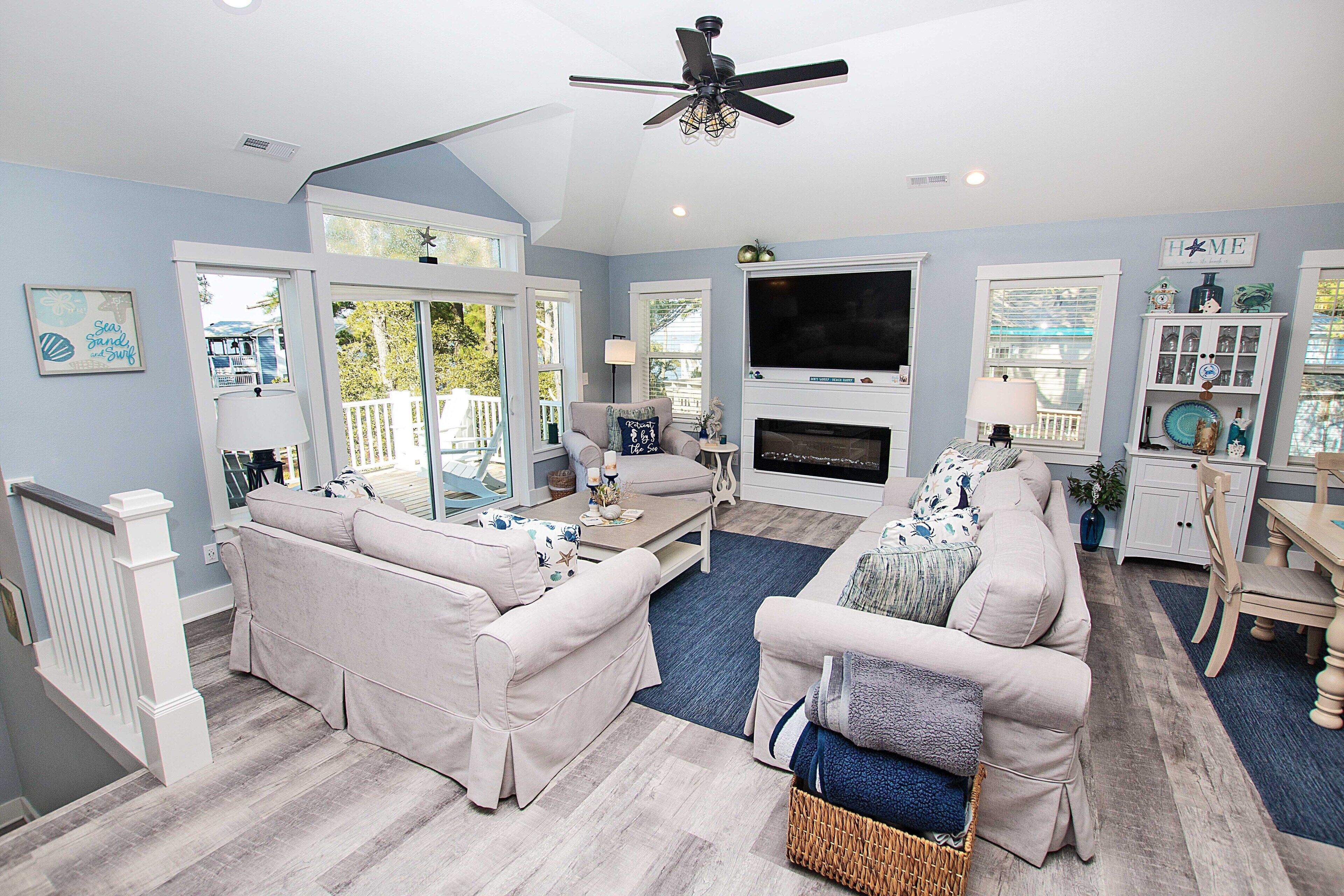 Soundside, Private Pool, Hot Tub, Comm Amenities! 580, A Wave From It All - Corolla, NC