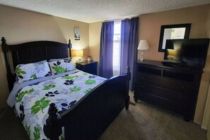 3 chambres, bureau, Wi-Fi, draps fournis