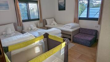 Villa | 3 bedrooms, cots/infant beds, free WiFi