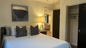 2 bedrooms, desk, iron/ironing board, free WiFi