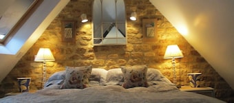 Wonderful Picturesque Countryside Cottage