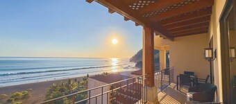 Seaview Oasis 1-BR Suite in Croc's casino resort