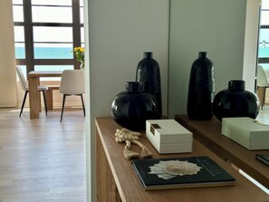 Interior - Seaview on Marco, beachfront 2 bed/2 bath unit with amazing views from each room (Marco Island)
