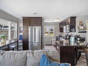 Forno, piano cottura, seggiolone