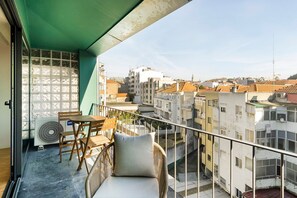 Outdoor dining - GuestReady - Marvellous home in Porto (Porto)