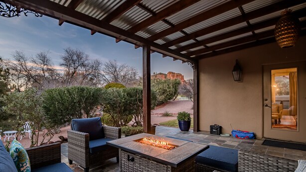Unclassified image, 1 of 39, button - Experience luxury at Sedona Birdsong, a 3-bed retreat in Village of Oak Creek. (Sedona)
