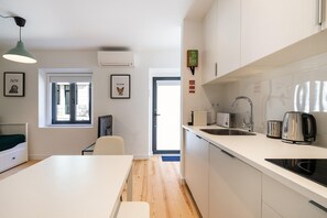 Studio - Belem Design Studio 1 by Homing (Lisbon)