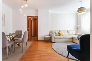 Apartment, Smoking | 1 bedroom - Laranjeiras Design by Homing (Lisbon)