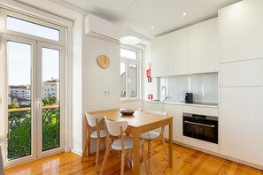 Apartment | 2 bedrooms - Arroios Concept V by Homing (Lisbon)