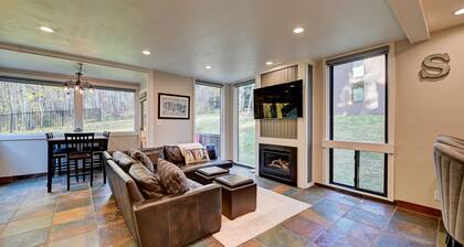 Townhome steps from lifts at PC Resort! Stylish 2BR/2BA +loft, deck, mtn views.