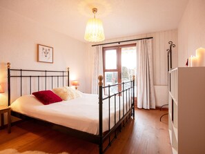 1 bedroom, internet - Chantebrise A2 by Interhome (Villars)