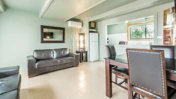 One Bedroom Apartment
