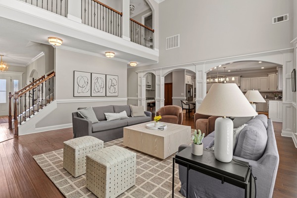 Smart TV, caminetto, videogiochi