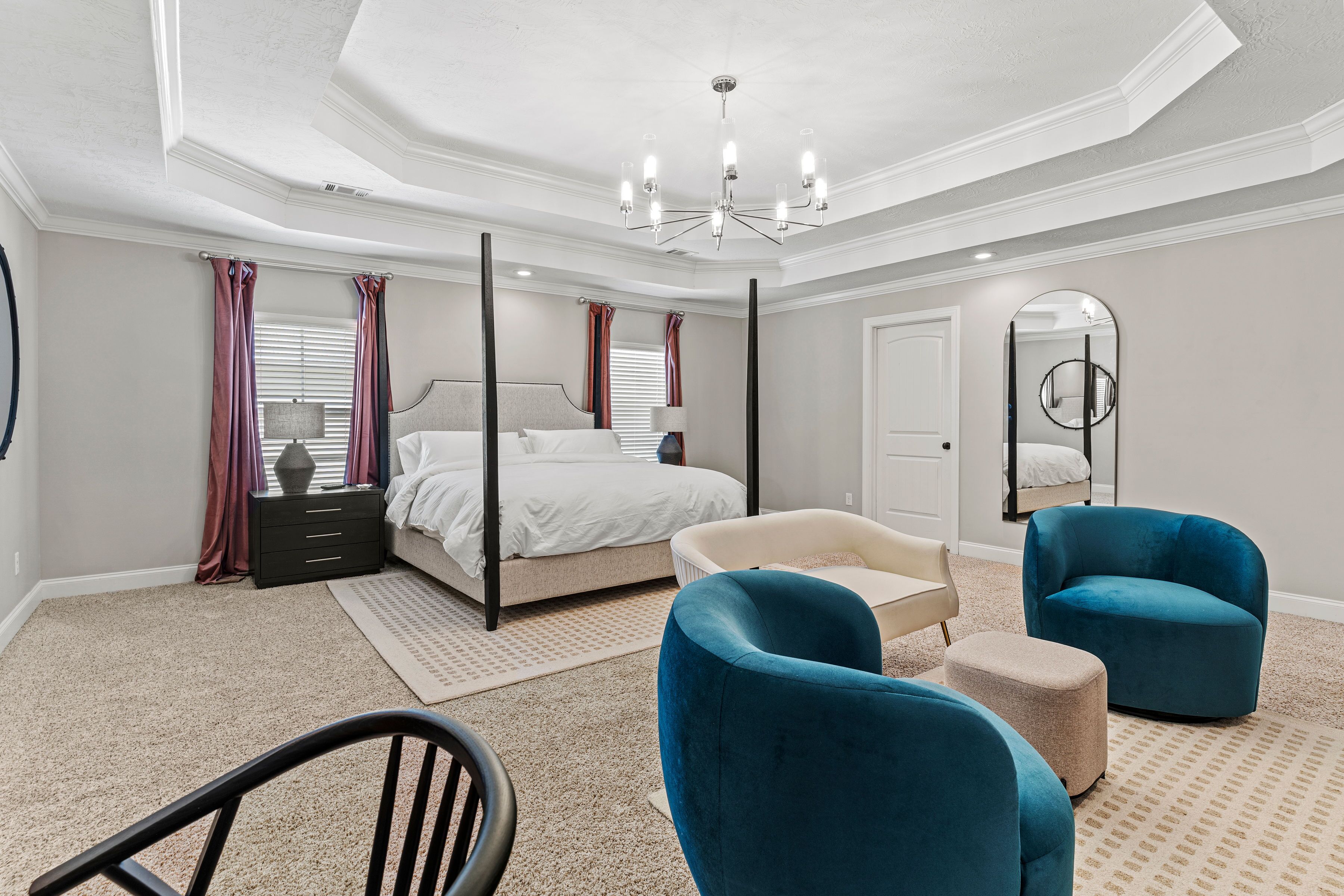 6 bedrooms, iron/ironing board, travel crib, WiFi