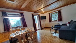Uklassifisert bilde, 2 av 34, knapp