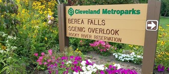 3BR 1Bath | Fully Fenced Yard with Garage