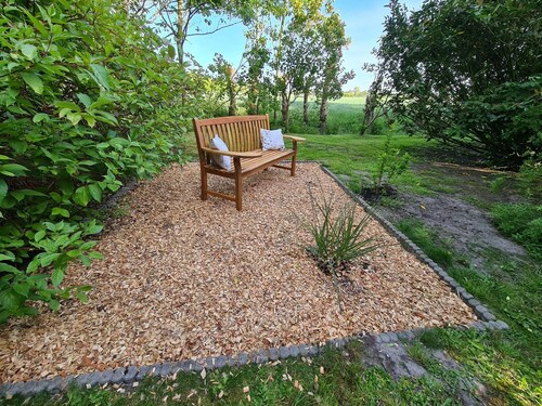 Ferienhaus "Lübs" mit Privatem Garten und WLAN