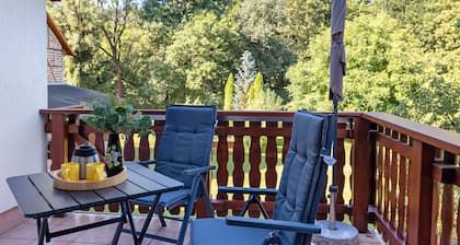 Ferienwohnung "Kleinbreitenbach" mit Balkon und WLAN