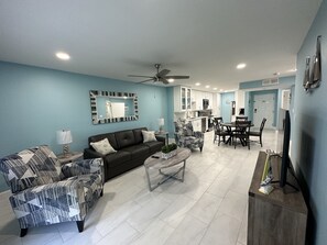 Smart TV - Vacation Paradise with Waterfront (Tierra Verde)