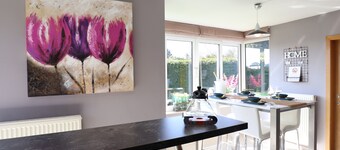 Foyer de groupe moderne avec bien-être