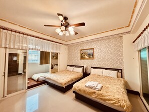 Free WiFi, bed sheets - YunSu Hostel (Hualien City)