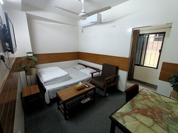 Chambre Double Deluxe | Chambres insonorisées, Wi-Fi gratuit