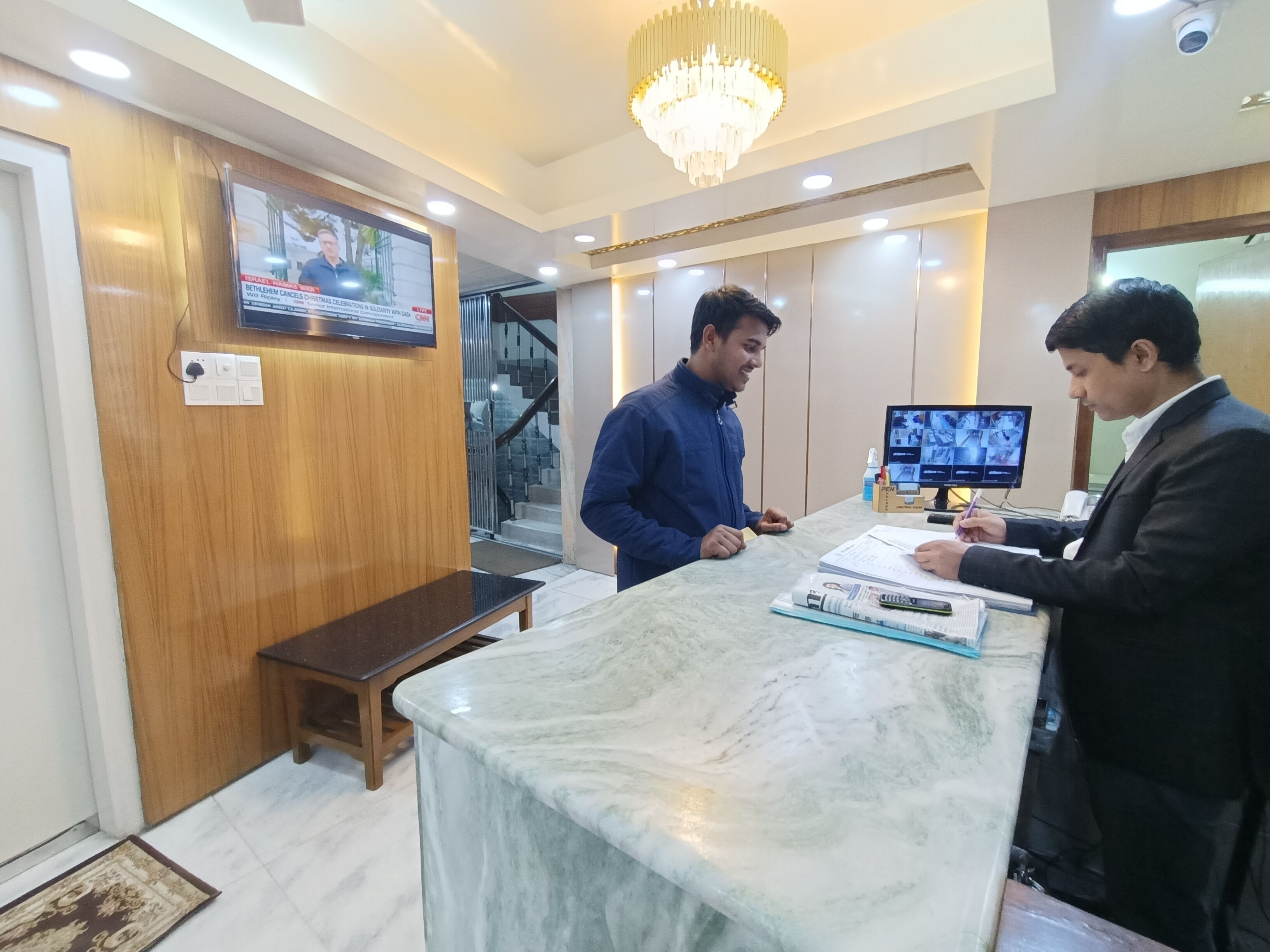 Photo - Hotel Shahin residential