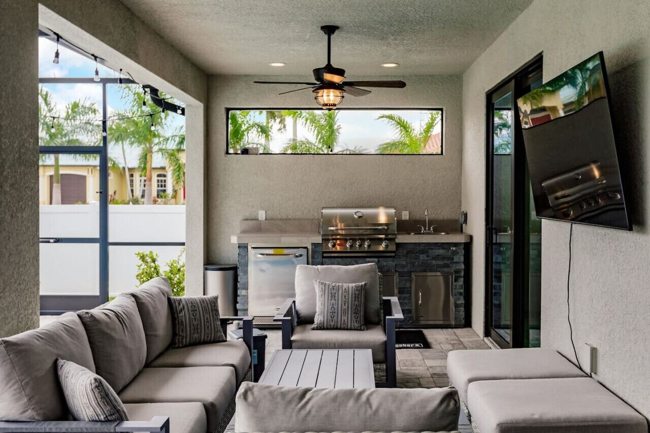 Smart-TV og stereoanlegg