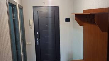 Apartment, 1 Bedroom | Property entrance
