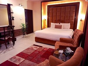 Deluxe Double Room | Free WiFi - Signature Residence (Islamabad)