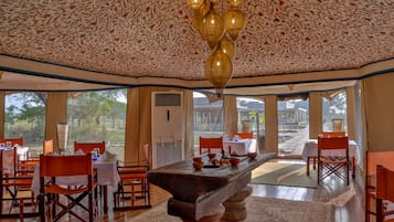 Bao gồm bữa sáng nấu theo yêu cầu hàng ngày
