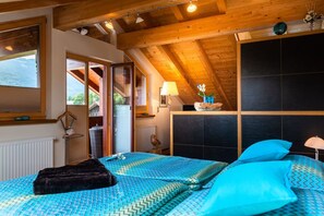 1 bedroom, iron/ironing board