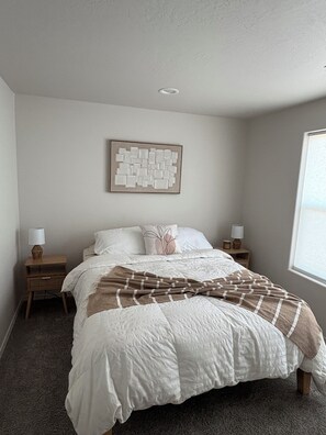 3 habitaciones, tabla de planchar con plancha y wifi gratis