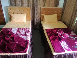 Deluxe Double Room - SMART HOTEL (Abbottabad)