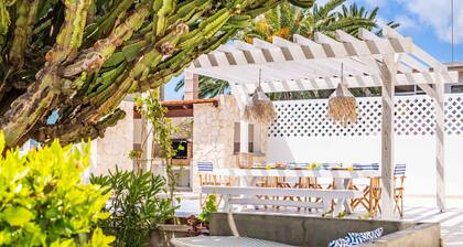 Casa do Cacto - By Wehost