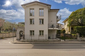 Exterior - Garibaldi 2 (Desenzano del Garda)