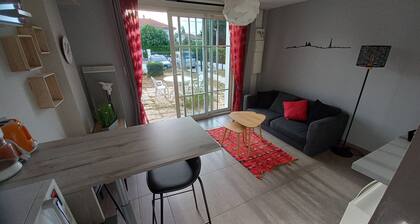 T2 Récent - Jardin et Terrasse - Commerces à Pieds