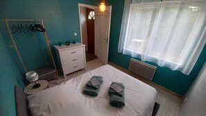 1 soverom, strykejern/-brett, wi-fi og sengetøy