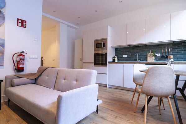 Interior - Housing Simancas by Sharing Co (Madrid)
