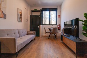 Living area - Housing Simancas by Sharing Co (Madrid)