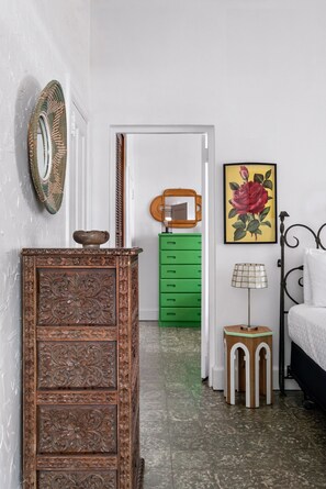 Interior - Beachside, Private Rooftop w/ Generator (Santurce)