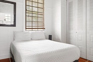 2 عدّة غرف نوم ومكتب