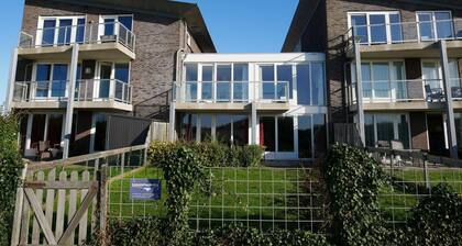 Apartment Strandleven 102 in Groote Keeten. Suitable for 4 people, 2 bedrooms and sauna.