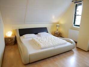 2 عدّة غرف نوم ومكواة/لو�ح كي وواي فاي