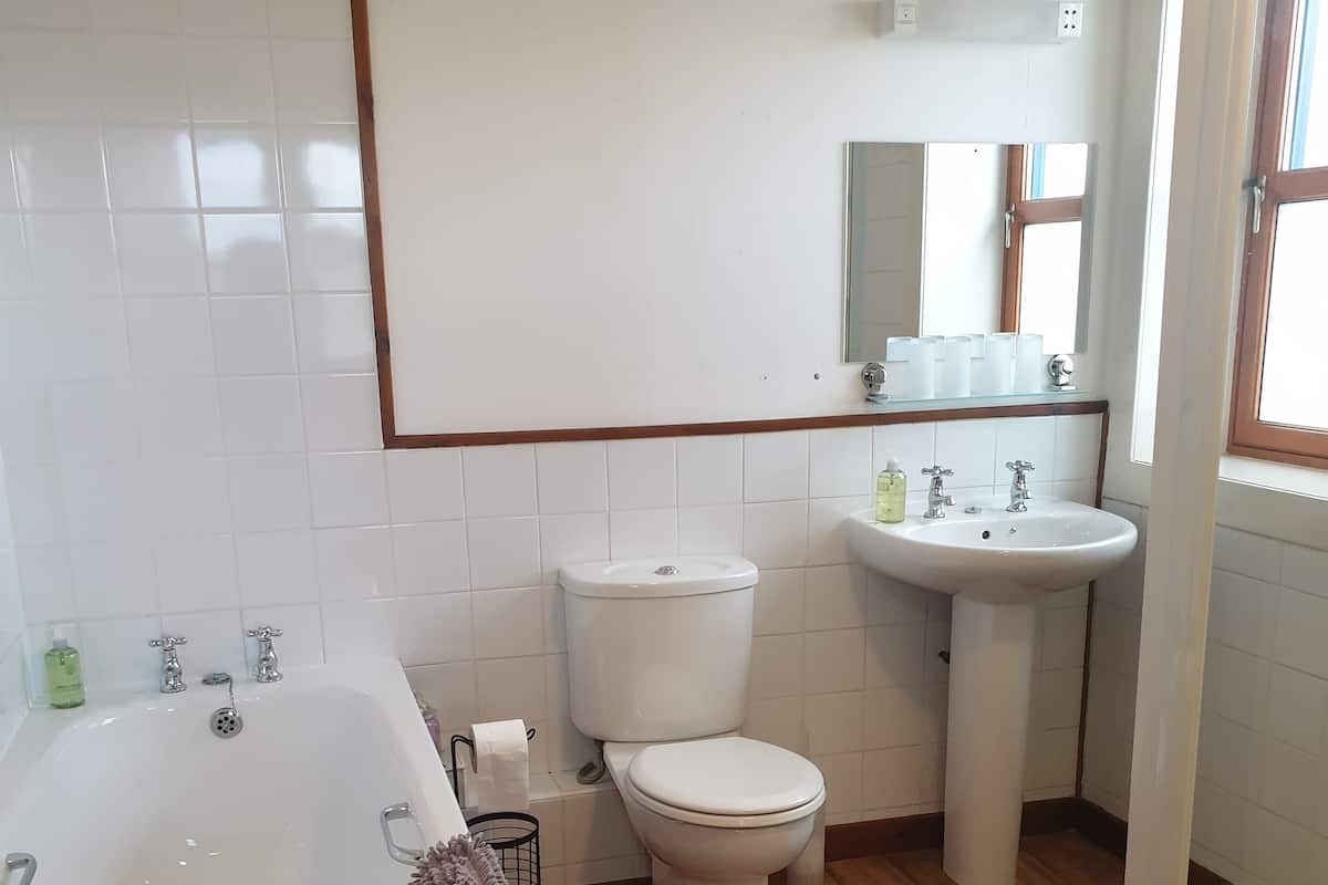 Rom – standard, utsikt mot innsjø (Loch View Room 5) | Sengetøy